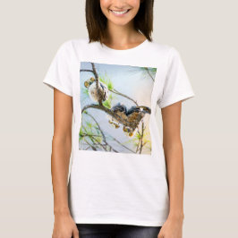 Camiseta Cute Baby Great Horn Owls On Limbs