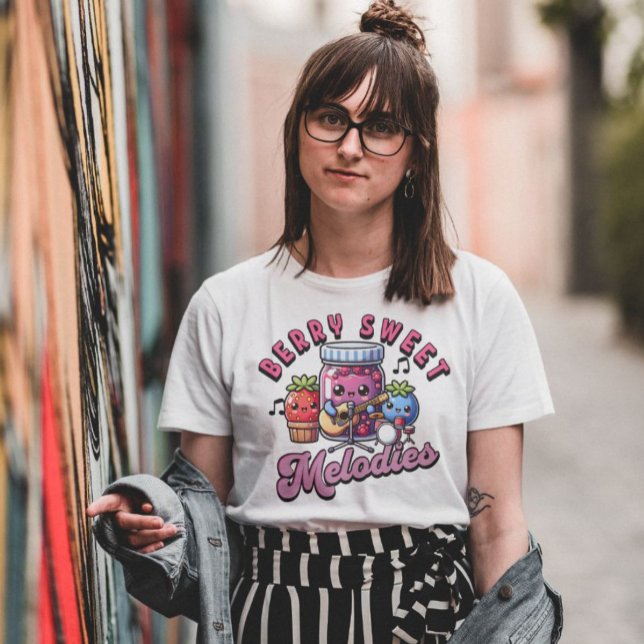 Camiseta Cute Berries Jamming Sweet Melodies (Subido por el creador)