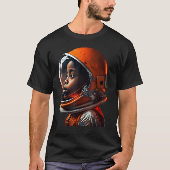 Camiseta Cute Black Boy Wearing Spacesuit (Anverso)