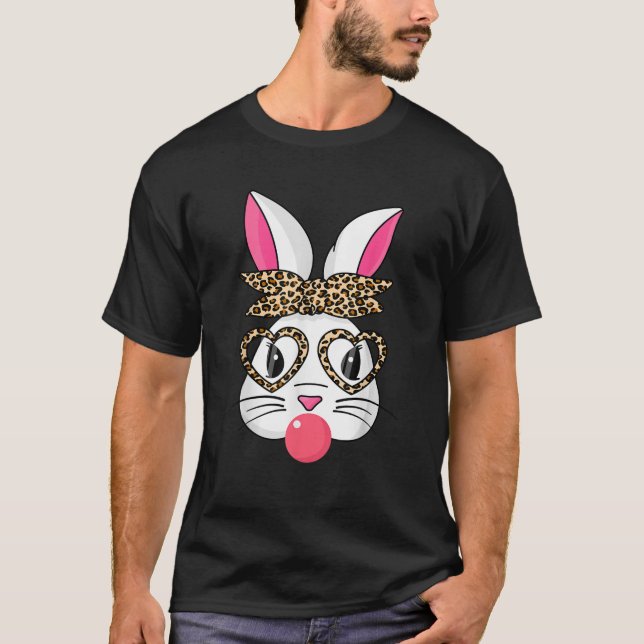 Camiseta Cute Bunny With Leopard Bandana Heart Glasses East (Anverso)