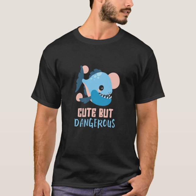 Camiseta Cute But Dangerous Retro Piranhas Piranha Fish (Anverso)