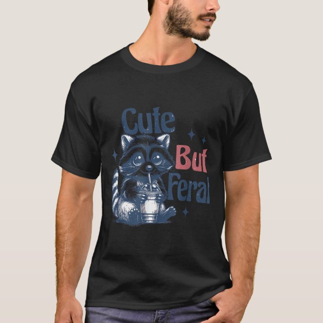 Camiseta Cute But Feral Raccoon Drinking Boba Toddler Vinta (Anverso)