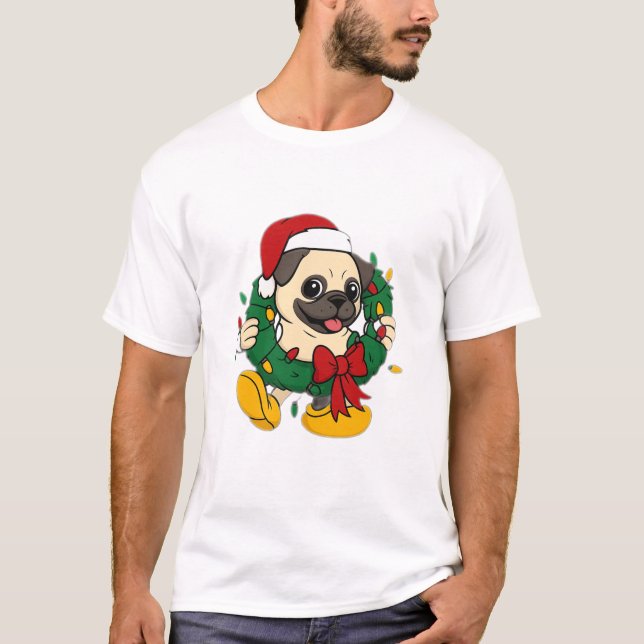 Camiseta Cute Christmas Pug with Festive Wreath (Anverso)