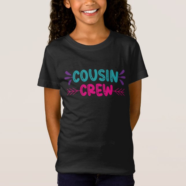Camiseta Cute Cousin Crew (Anverso)