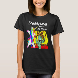 Camiseta Cute Dabbing Cinco De Mayo Unicorn Costume Holida