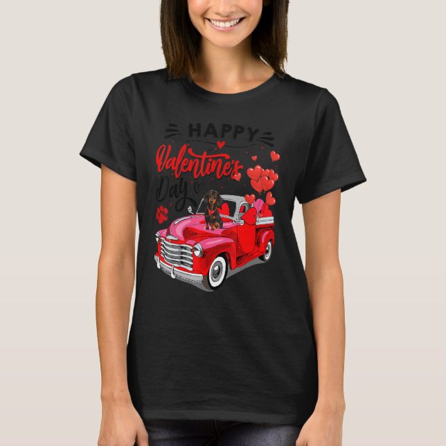 Camiseta Cute Dachshund Dog Red Truck Happy Valentine's Day (Anverso)