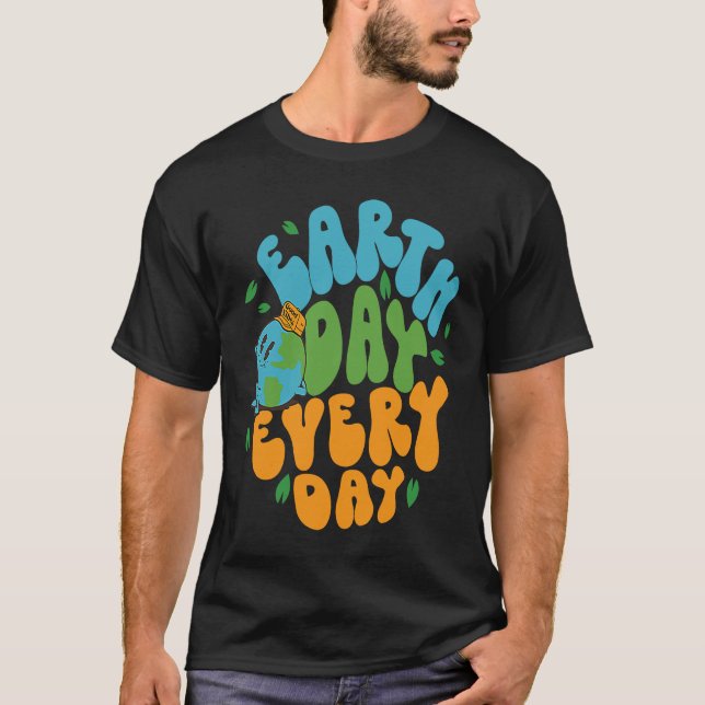 Camiseta Cute Earth Day Every Day Retro Groovy 53rd Anniver (Anverso)