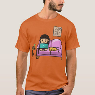 Camiseta Cute Girl Working On Laptop With Cat Cartoon