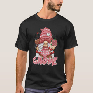 Camiseta Cute Gnome Chica Love Heart Flower bouquet Valenti