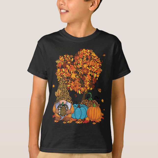 Camiseta Cute Gnome Leaves de calabaza leopardo de otoño qu (Anverso)