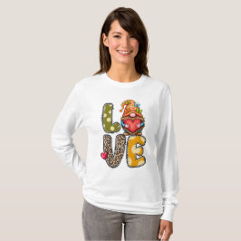 Camiseta Cute Gnome Love T-Shirt | Valentine’s Day Graphic 