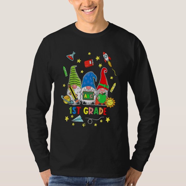 Camiseta Cute Gnomes 1st Grade Crew Teacher 100th Day Of Sc (Anverso)
