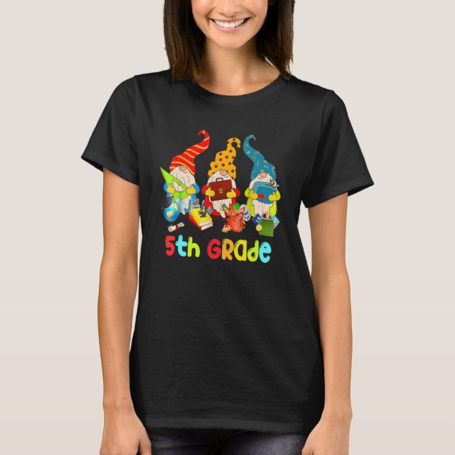 Camiseta Cute Gnomes 5th Grade Crew Teacher 100th Day Of Sc (Anverso)