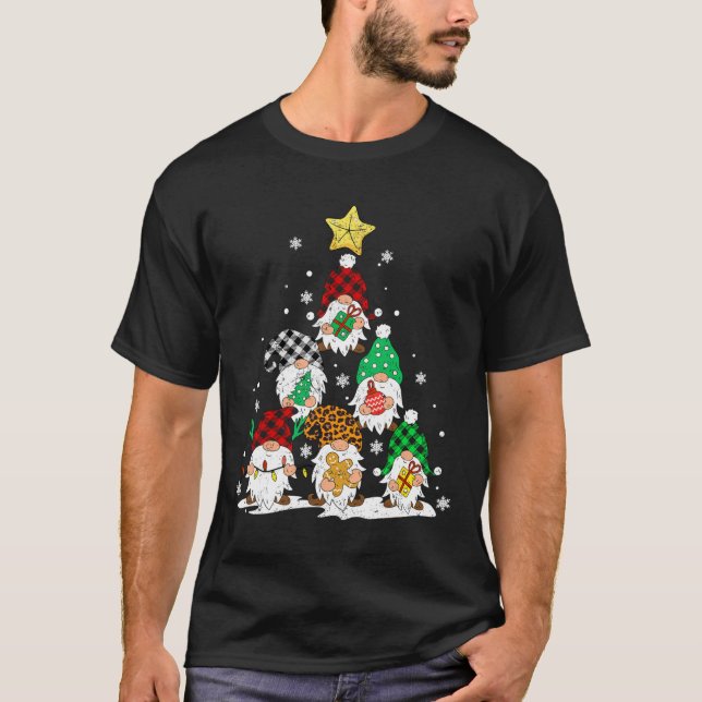 Camiseta Cute Gnomes Christmas Tree Lights Gnomies Gnome Xm (Anverso)
