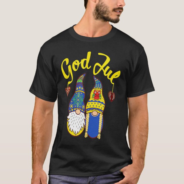Camiseta Cute Gnomes God Jul Swedish Norwegian Christmas (Anverso)
