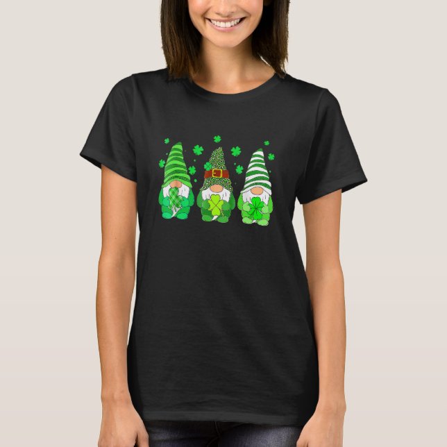 Camiseta Cute Gnomes Holding Shamrock Leopard Plaid St Patr (Anverso)