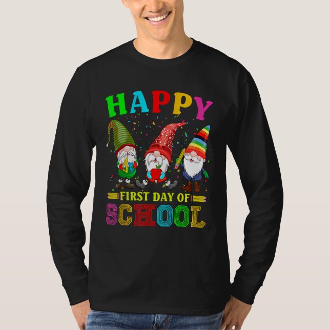 Camiseta Cute Gnomies Happy First Day Of School Back To Sch (Anverso)
