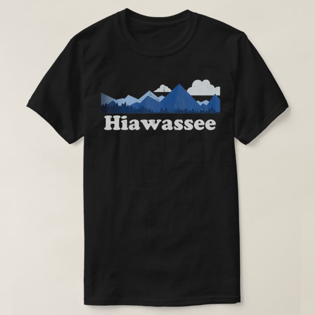 Camiseta Cute Hiawassee Georgia GA Retro Blue Ridge Mountai (Diseño del anverso)