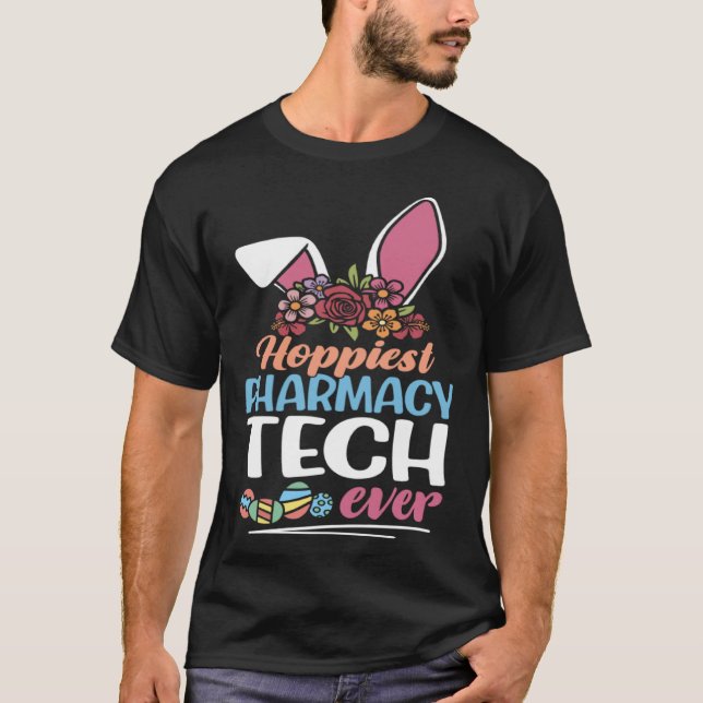 Camiseta Cute Hoppiest Pharmacy Tech Ever Bunny Ear Red Pla (Anverso)