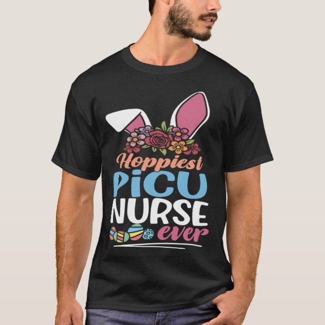 Camiseta Cute Hoppiest PICU Nurse Ever Bunny Ear Red Plaid  (Anverso)