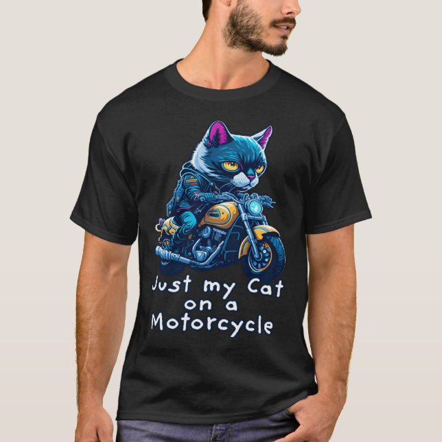 Camiseta Cute house cat riding on a motorcycle  Christmas   (Anverso)