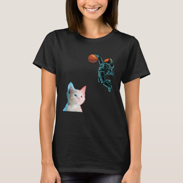 Camiseta Cute Kitten Astronaut Playing Basketball For Cat (Anverso)