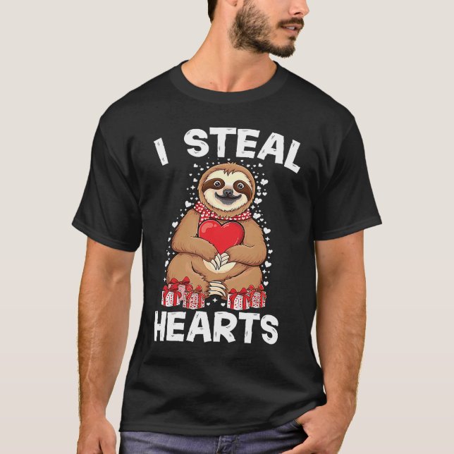 Camiseta Cute lazy sloth holding heart love sloth valentine (Anverso)
