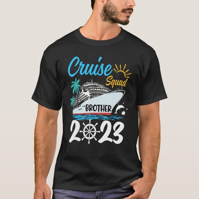 Camiseta Cute Matching Family Cruise Squad 2023 Brother Cru (Anverso)