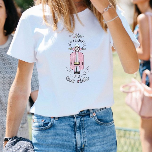 Camiseta Cute Pink Scooter Enjoy the Ride Inspirational  (Subido por el creador)