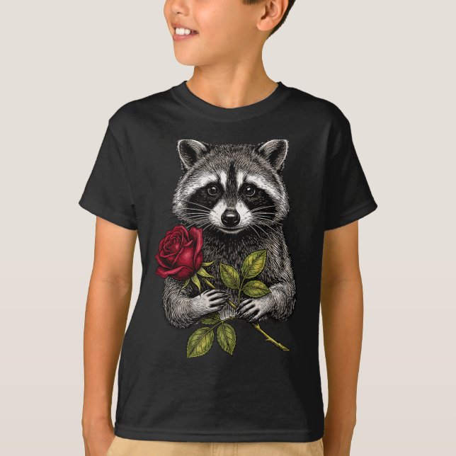 Camiseta Cute Raccoon Holding A Red Rose Sweet Raccoon Love (Anverso)
