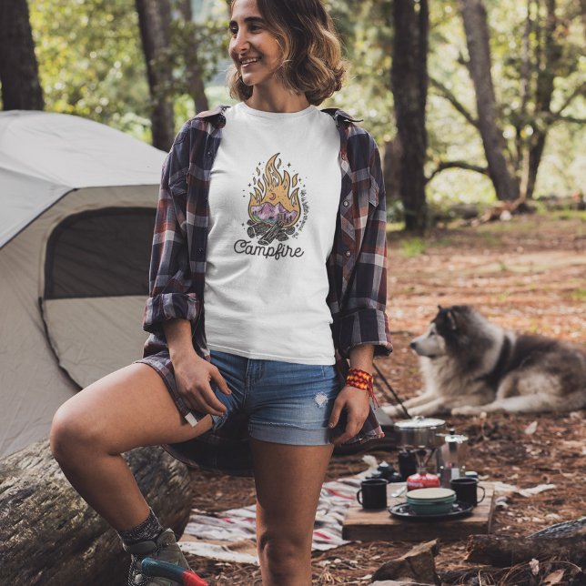 Camiseta Cute Retro Campfire (Subido por el creador)