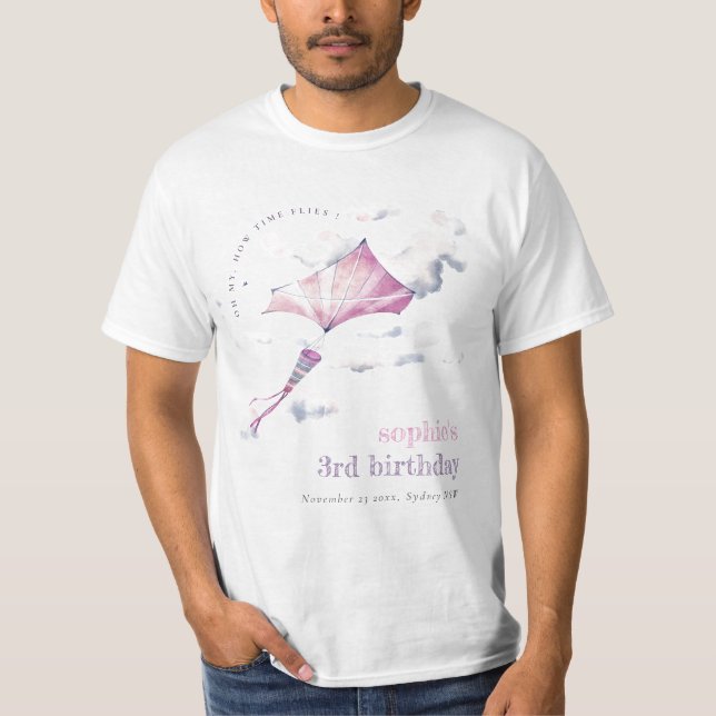 Camiseta Cute Rosa Flying Kite Sky Nubes de cumpleaños (Anverso)