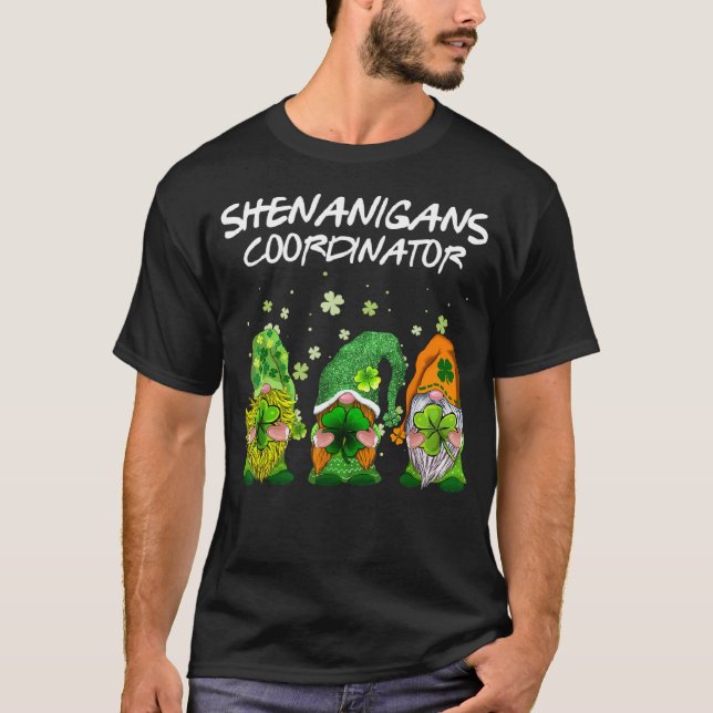 Camiseta Cute Shenanigans Coordinator St Patricks Day Gnome (Anverso)