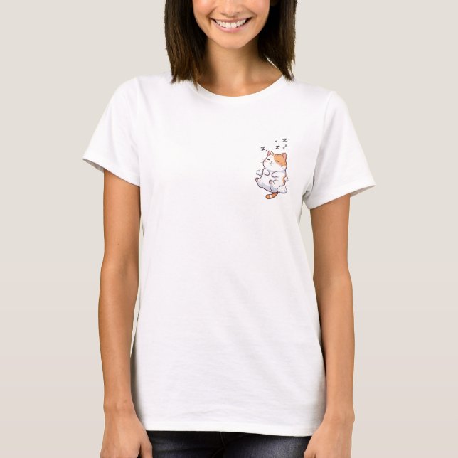 Camiseta Cute Sleeping Chubby Cat Floating on Clouds (Anverso)