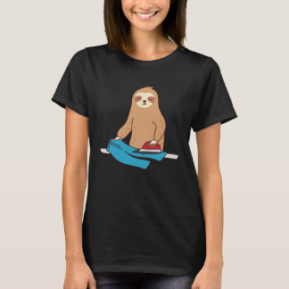 Camiseta Cute Sloth Ironing Rodent Lazy Tired
