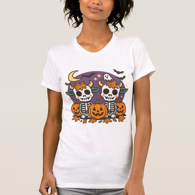 Camiseta Cute Spooky Skeleton Cows with Pumpkins T-Shirt (Anverso)