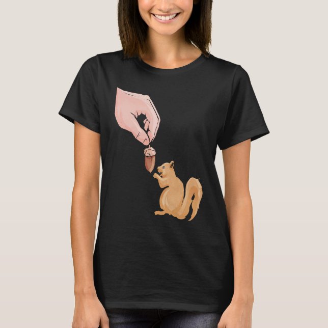 Camiseta Cute Squirrel Feeding  Food Squirrel Cute Animal (Anverso)