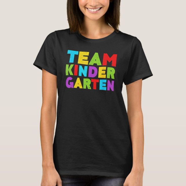 Camiseta Cute Team Kindergarten Teacher Students  Back To S (Anverso)