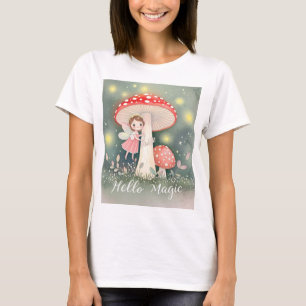 Camiseta Cute Tiny hada encaramado sobre hongos