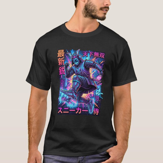 Camiseta Cyber Samurai Sneakerhead - Neon Tokyo Future Kick (Anverso)