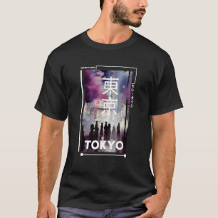 Camiseta Cyberpunk japonés: moda de calle en Tokio