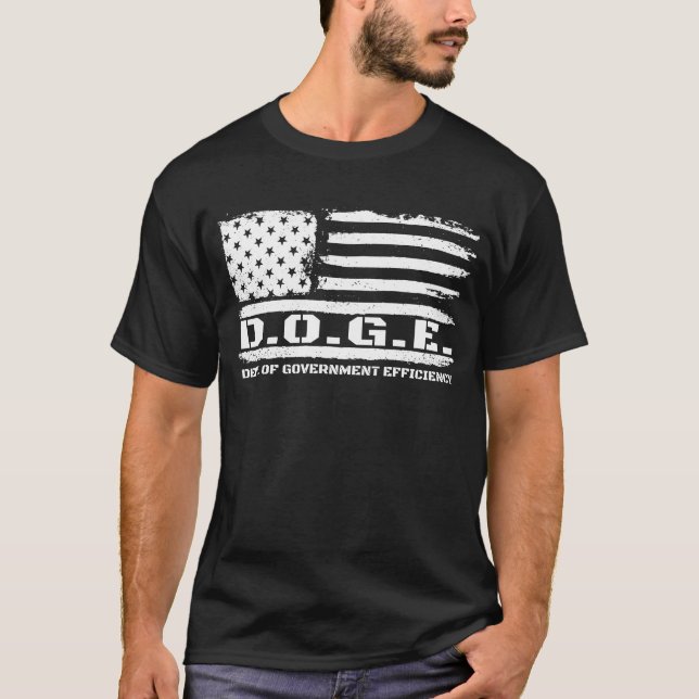 Camiseta D.O.G.E. Departamento De Eficiencia Gubernamental  (Anverso)