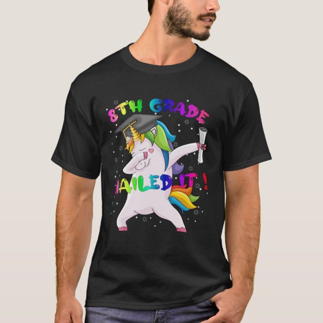 Camiseta Dab Unicorn Eighth 8th Grade Graduation Cap Nailed (Anverso)