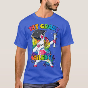Camiseta Dabbing 1st Grade Unicorn Graduation Class Of