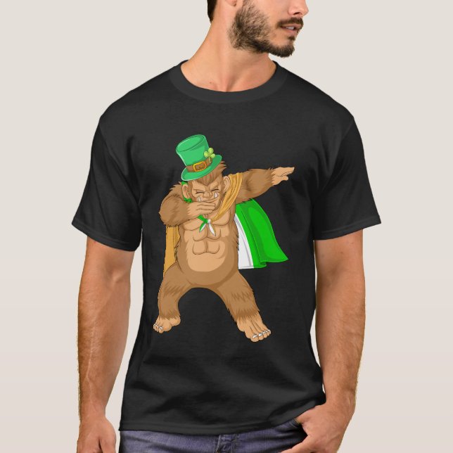 Camiseta dabbing bigfoot st patricys day (Anverso)