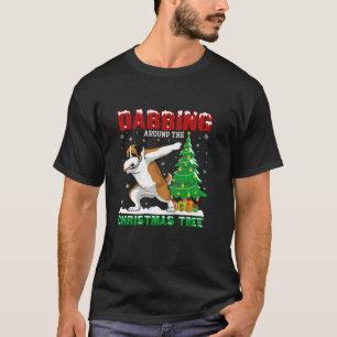 Camiseta Dabbing en torno al árbol de Navidad que hace San