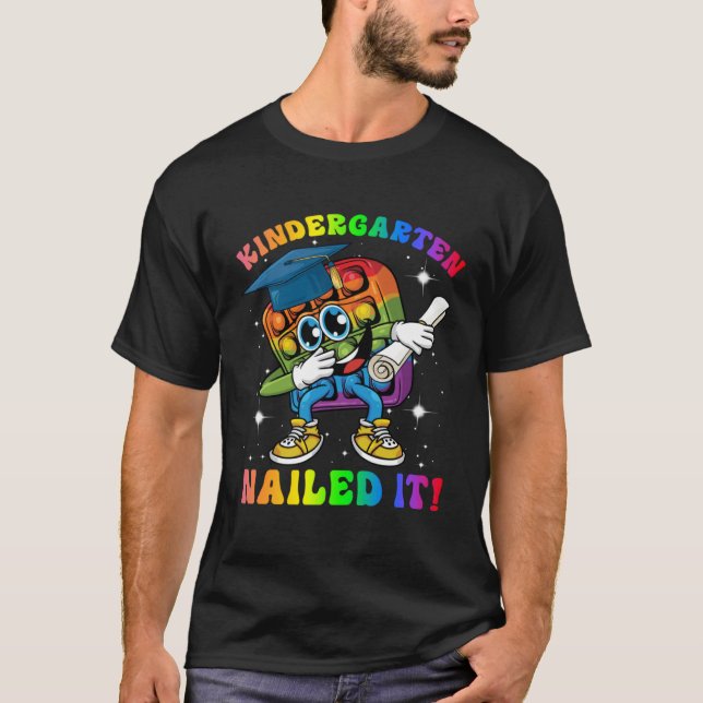 Camiseta Dabbing Fidget Toy Kindergarten Nailed It Graduati (Anverso)