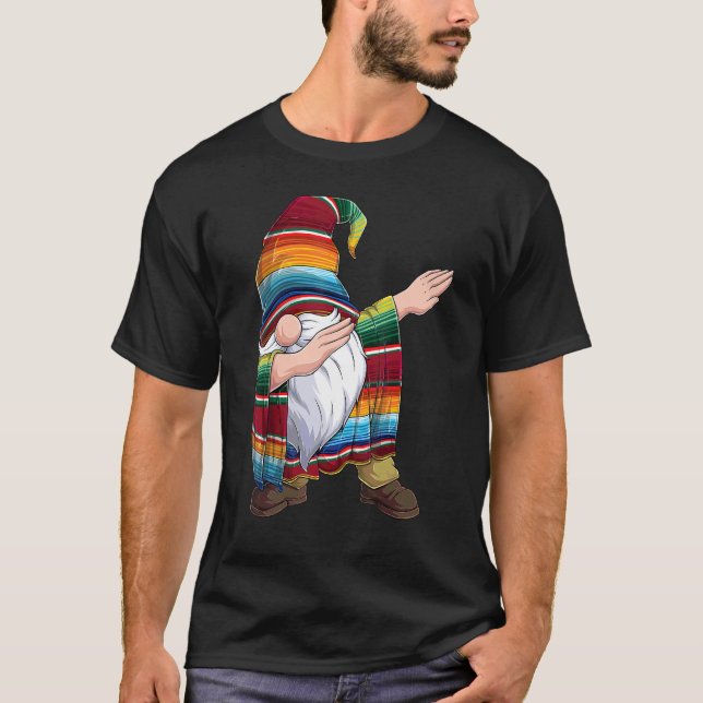Camiseta Dabbing Gnome Cinco De Mayo Poncho Serape Mexicano (Anverso)