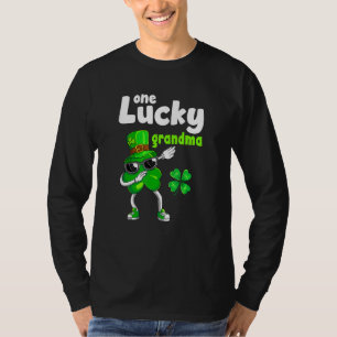 Camiseta Dabbing Shamrock Una Abuela Afortunada Familiar