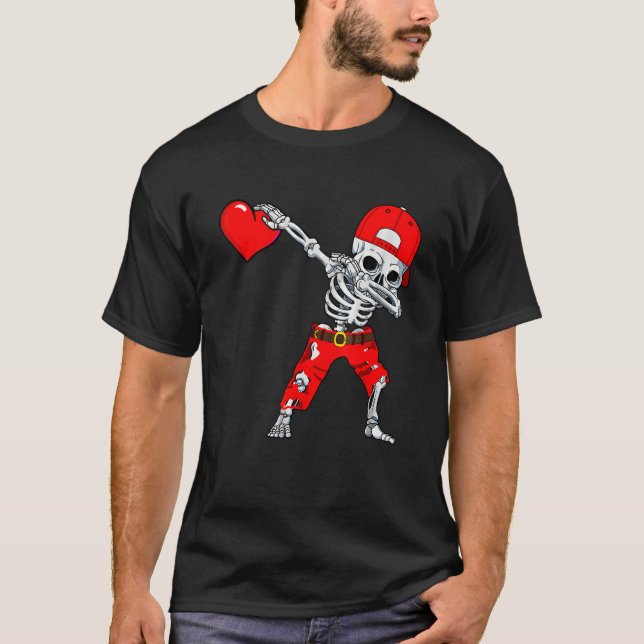 Camiseta Dabbing Skeleton With Heart Love Valentine's Day B (Anverso)